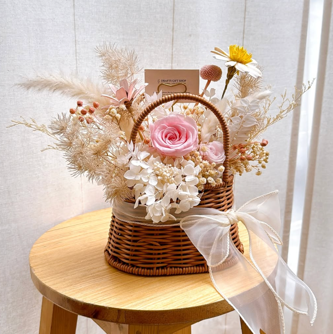 Baskets & Vases