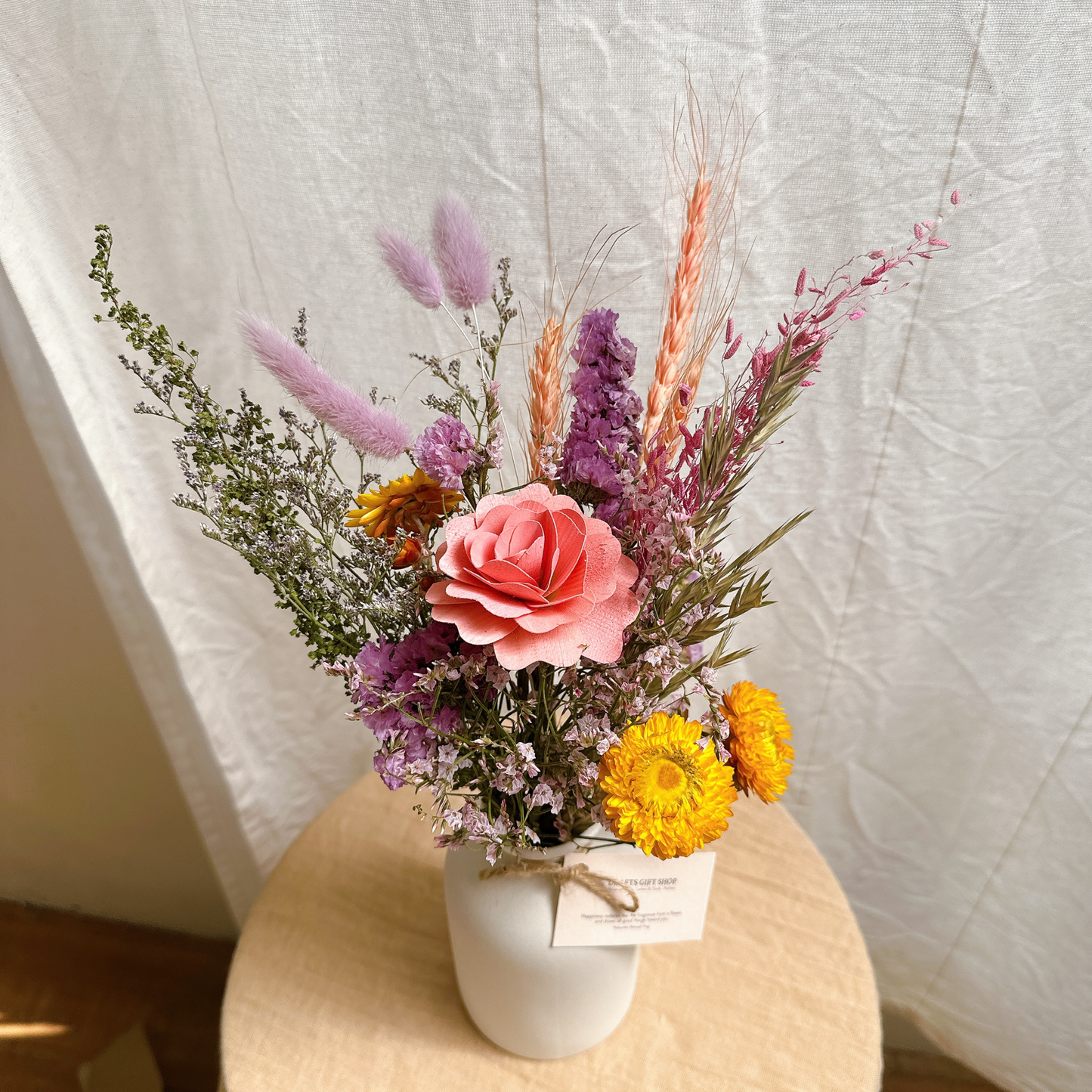Petal Daydream Flower Bunch in Ceramic Vase
