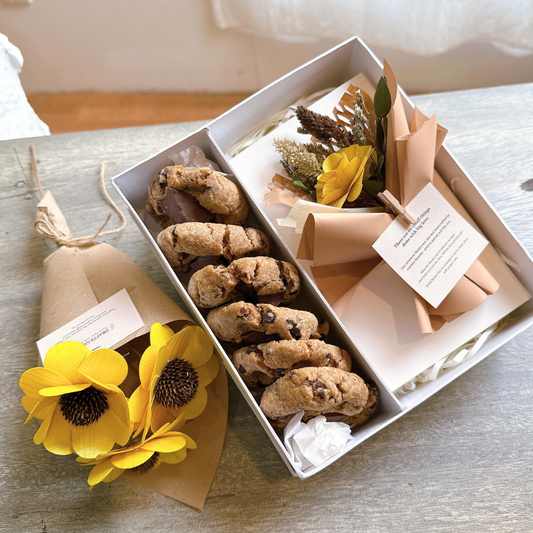 Bloom Gift Box + Wooden Sunflower Bundle 🌻